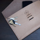 The Tab Clutch